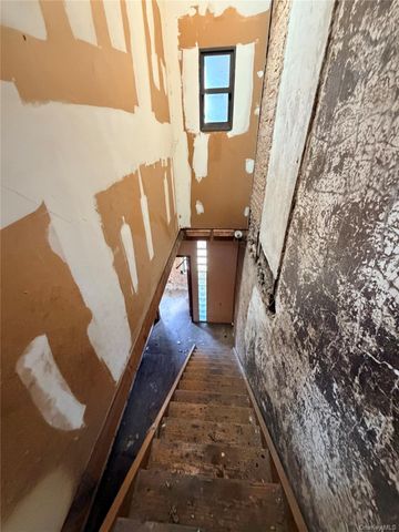 1510 Bryant Avenue, Bronx, NY 10460