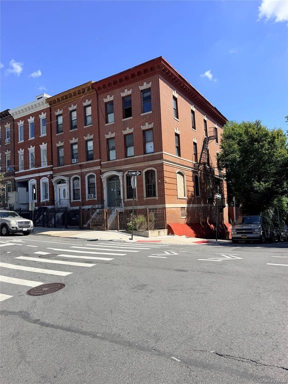 1510 Bryant Avenue, Bronx, NY 10460 — exterior