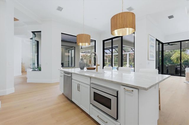 9261 MCDANIEL LANE, Sarasota, FL 34240