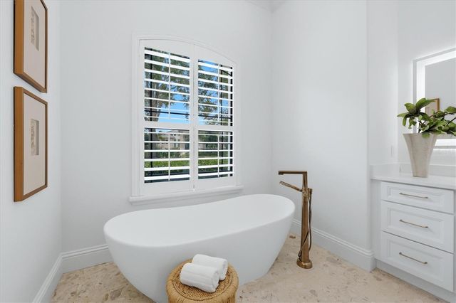 9261 MCDANIEL LANE, Sarasota, FL 34240