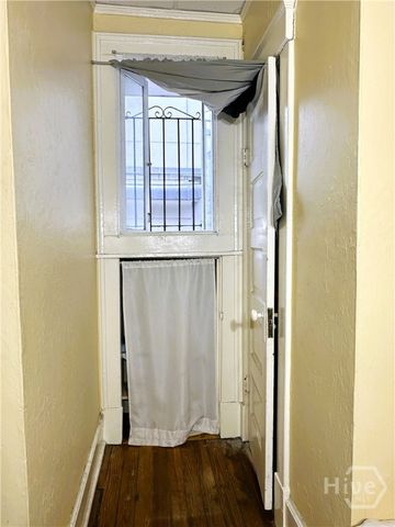 210 E State Street 1, Savannah, GA 31401