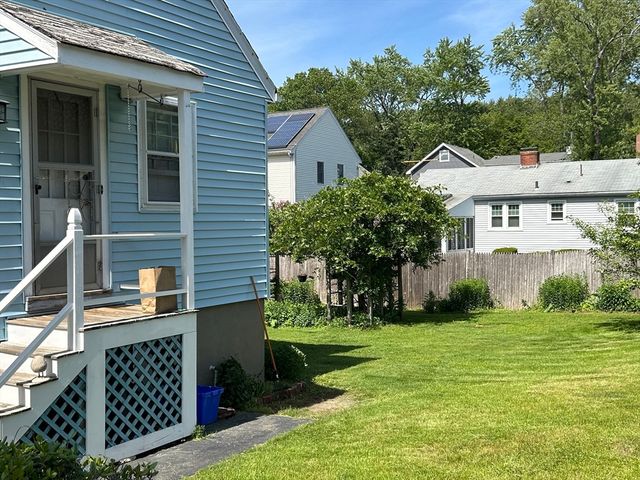 26 Pearl St, Lexington, MA 02420