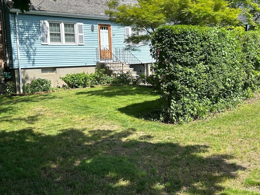 26 Pearl St, Lexington, MA 02420