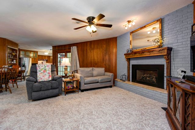 759 W Kingsley Street, Springfield, MO 65807