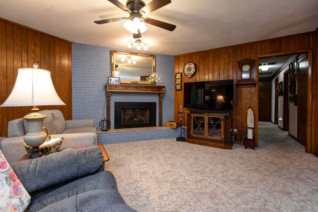 759 W Kingsley Street, Springfield, MO 65807