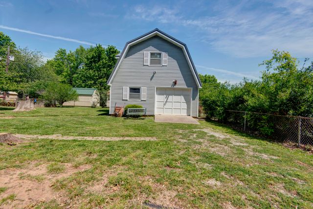 759 W Kingsley Street, Springfield, MO 65807