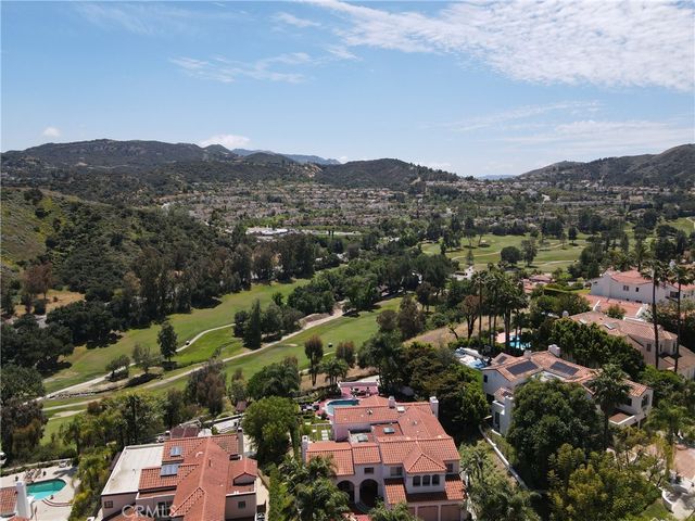 24142 Park Riviera, Calabasas, CA 91302