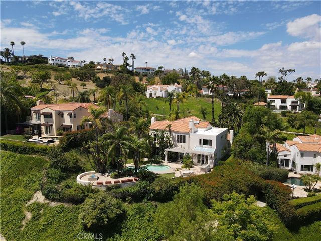 24142 Park Riviera, Calabasas, CA 91302