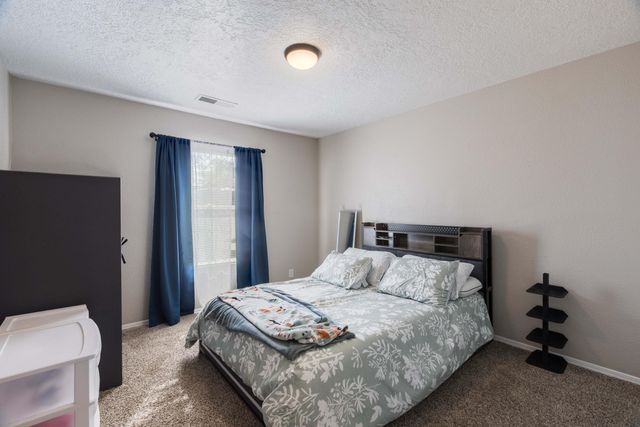 1739 Pegasus Avenue SE, Rio Rancho, NM 87124