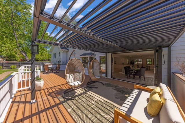 8S452 Bell Drive, Naperville, IL 60565