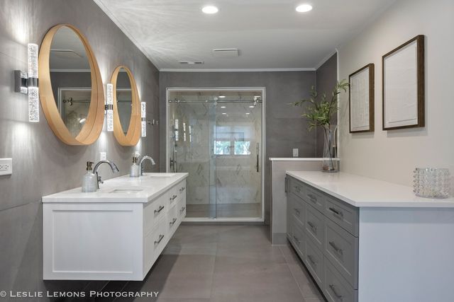 8S452 Bell Drive, Naperville, IL 60565