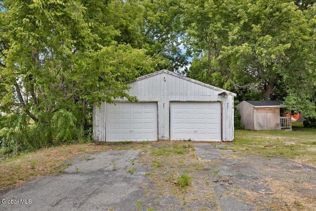 7 Clearwater Street, Ravena, NY 12143