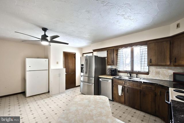 21 5TH ST, Hanover, PA 17331