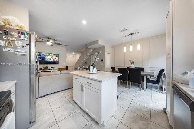 24911 SW 112th Pl, Homestead, FL 33032