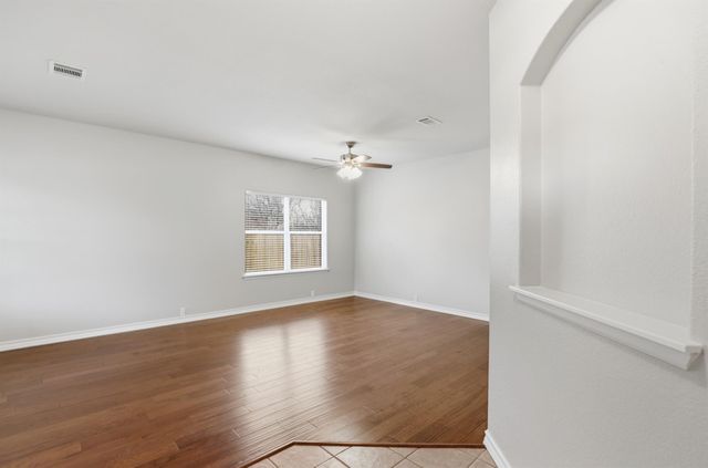 20829 Silverbell LN, Pflugerville, TX 78660