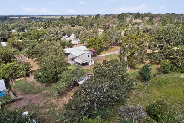 581 Fm 2336, Bastrop, TX 78602