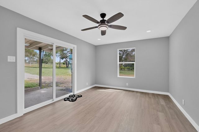 581 Fm 2336, Bastrop, TX 78602