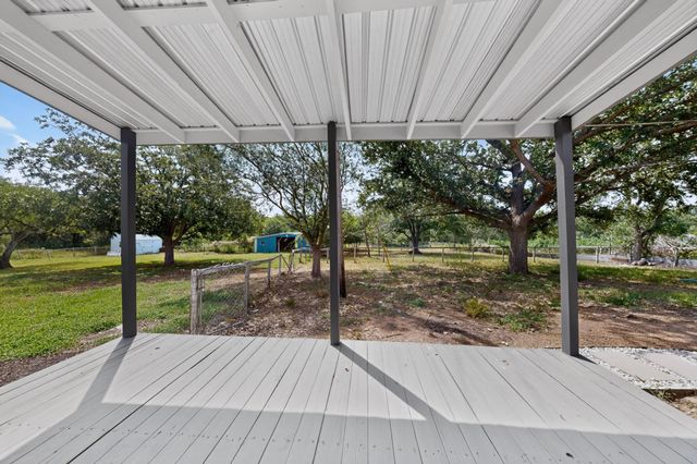 581 Fm 2336, Bastrop, TX 78602