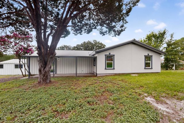 581 Fm 2336, Bastrop, TX 78602