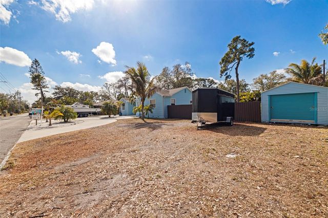 2637 46TH STREET S, Gulfport, FL 33711