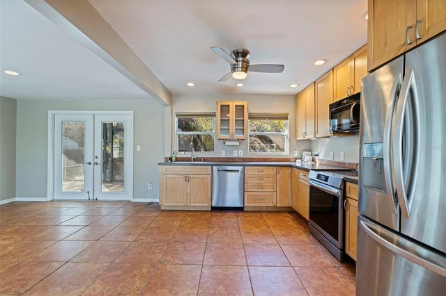 2637 46TH STREET S, Gulfport, FL 33711