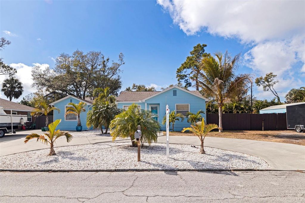 2637 46TH STREET S, Gulfport, FL 33711