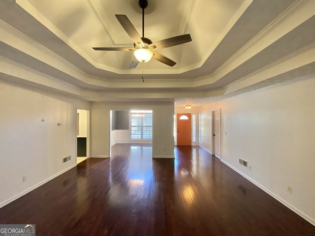 2935 Meadow Gate Way, Loganville, GA 30052