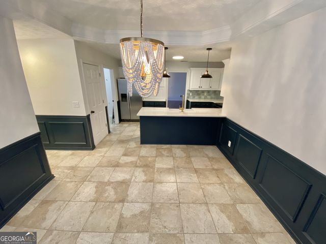 2935 Meadow Gate Way, Loganville, GA 30052
