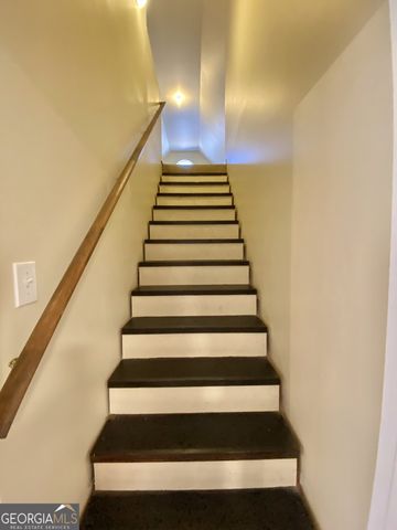 2935 Meadow Gate Way, Loganville, GA 30052