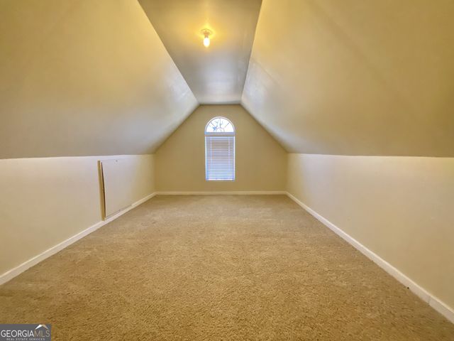 2935 Meadow Gate Way, Loganville, GA 30052