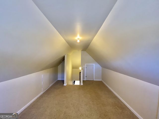 2935 Meadow Gate Way, Loganville, GA 30052