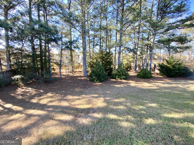 2935 Meadow Gate Way, Loganville, GA 30052