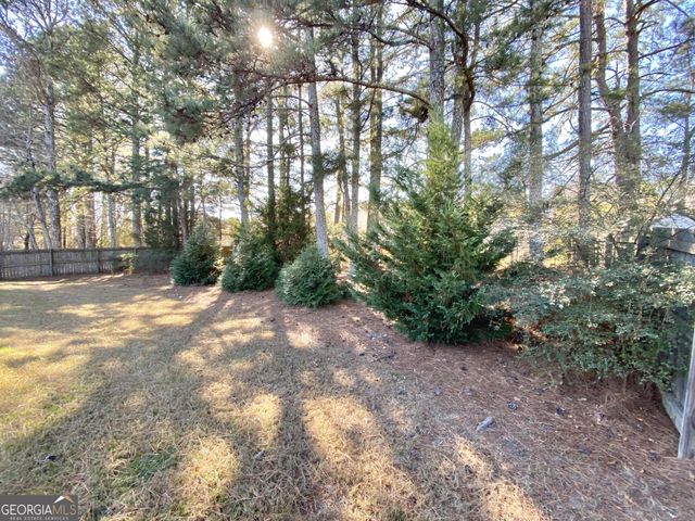 2935 Meadow Gate Way, Loganville, GA 30052
