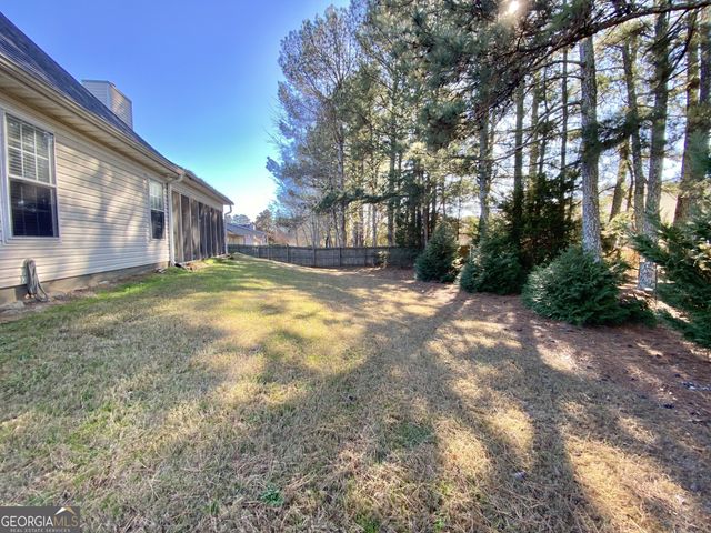 2935 Meadow Gate Way, Loganville, GA 30052