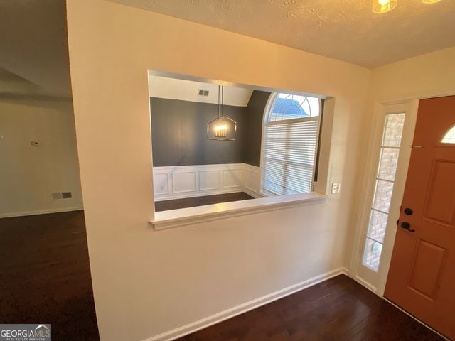 2935 Meadow Gate Way, Loganville, GA 30052