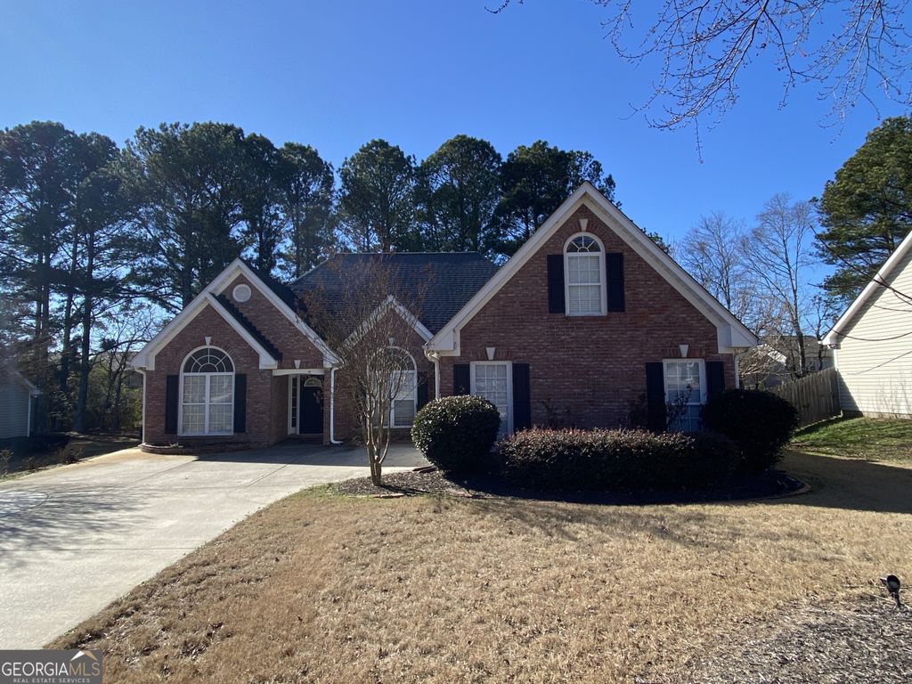 2935 Meadow Gate Way, Loganville, GA 30052