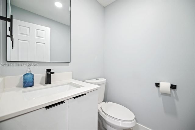 13910 Monticello St, Davie, FL 33325