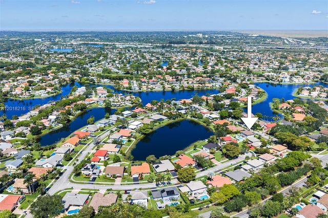 13910 Monticello St, Davie, FL 33325