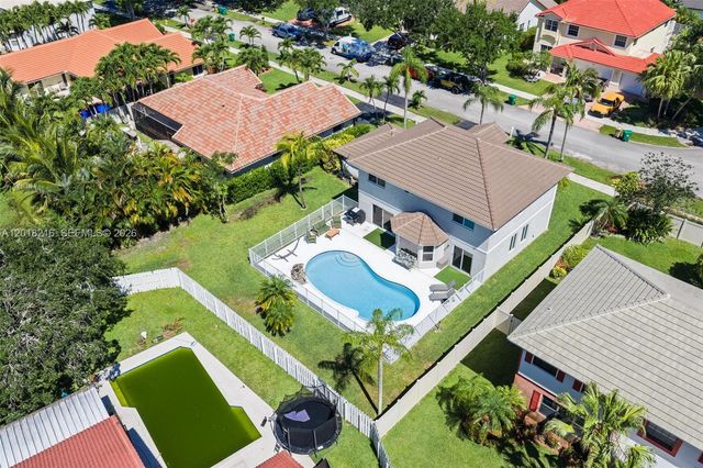 13910 Monticello St, Davie, FL 33325