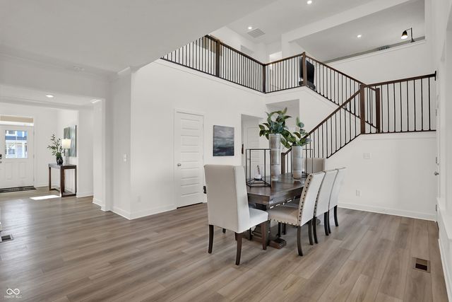 2353 Red Squirrel Way, Zionsville, IN 46077