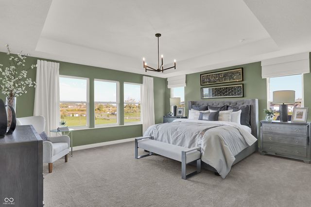 2353 Red Squirrel Way, Zionsville, IN 46077