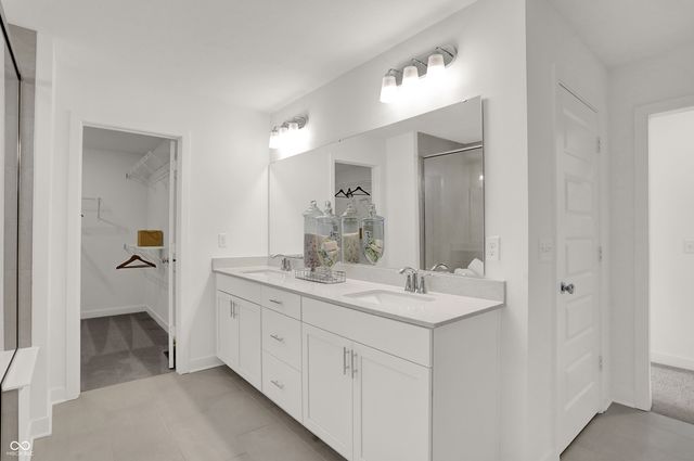 2353 Red Squirrel Way, Zionsville, IN 46077