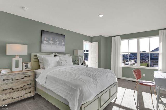 2353 Red Squirrel Way, Zionsville, IN 46077