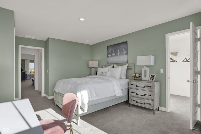 2353 Red Squirrel Way, Zionsville, IN 46077