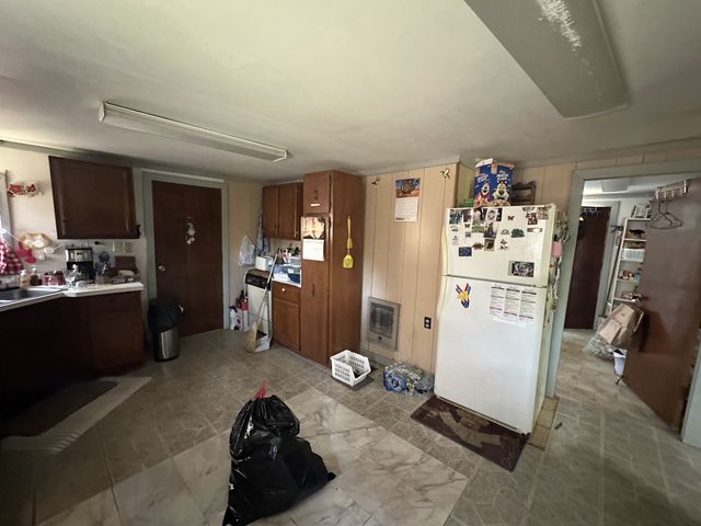 10182 Hopewell Rd, Silver Point, TN 38582