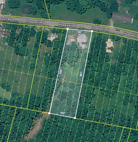 10182 Hopewell Rd, Silver Point, TN 38582