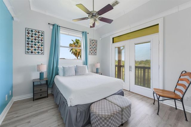 22517 Bay Point Drive, Galveston, TX 77554