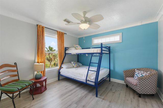 22517 Bay Point Drive, Galveston, TX 77554