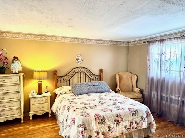 344 Rose Street, Massapequa Park, NY 11762