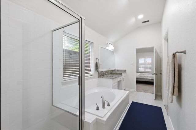 6811 Fairfield Way, Sachse, TX 75048